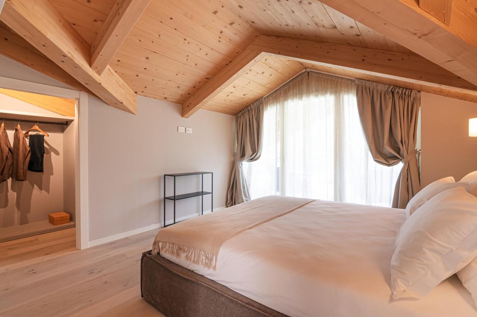 Lago Dorato Luxury Apartments & Villa - Lake Como View Colico Bagian luar foto
