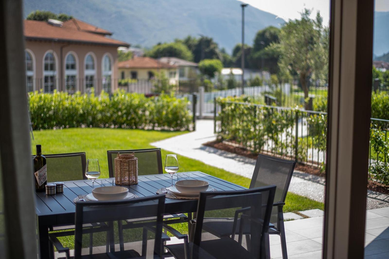 Lago Dorato Luxury Apartments & Villa - Lake Como View Colico Bagian luar foto