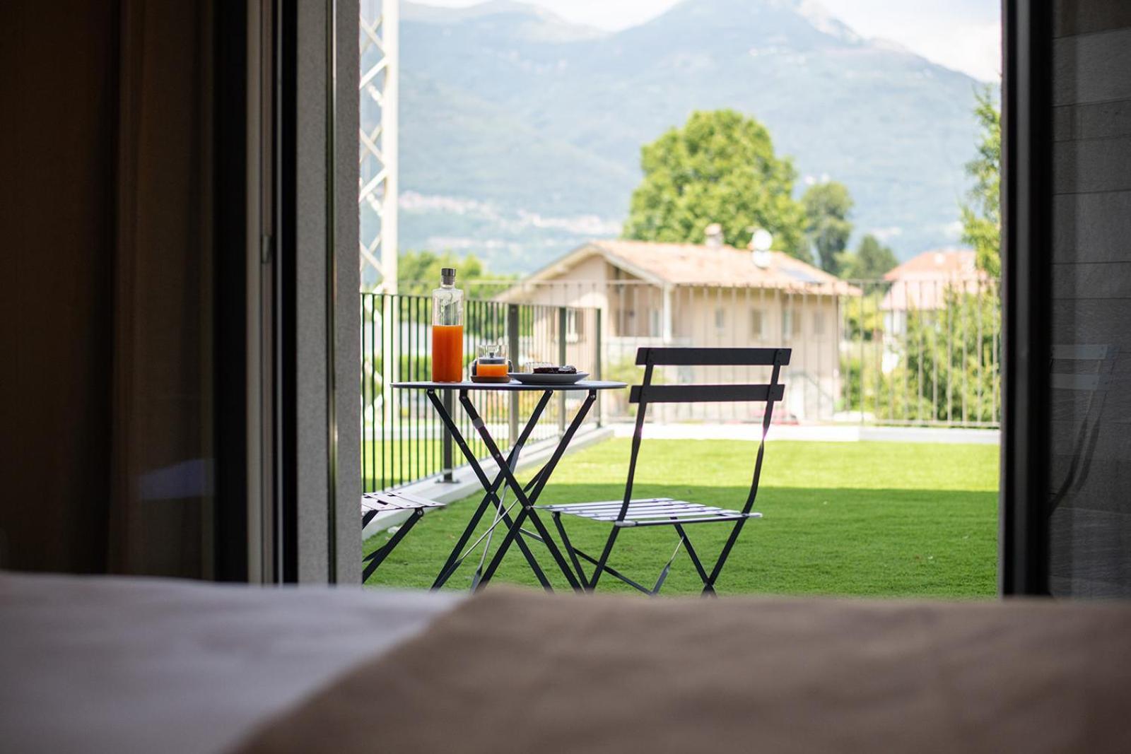 Lago Dorato Luxury Apartments & Villa - Lake Como View Colico Bagian luar foto