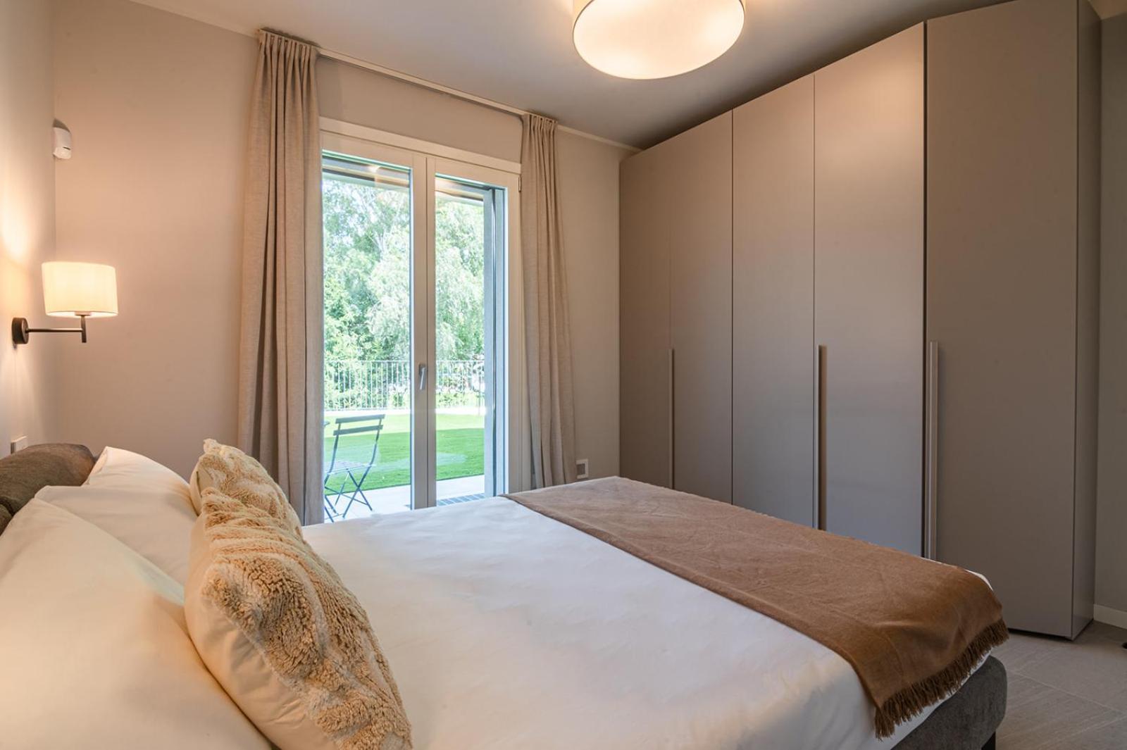 Lago Dorato Luxury Apartments & Villa - Lake Como View Colico Bagian luar foto