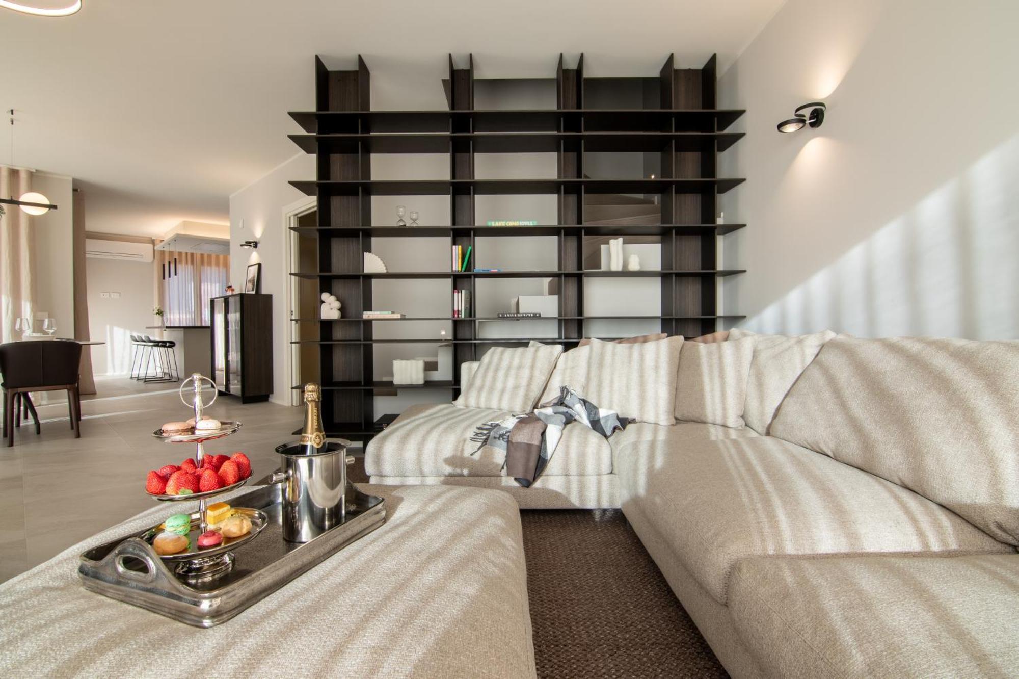 Lago Dorato Luxury Apartments & Villa - Lake Como View Colico Bagian luar foto